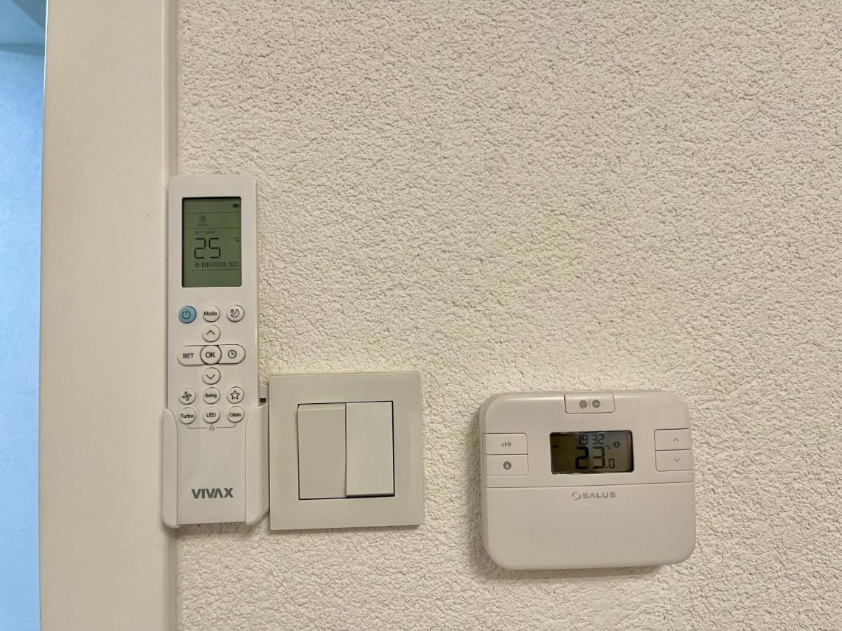 Anet Apartman Visoko Bagian luar foto
